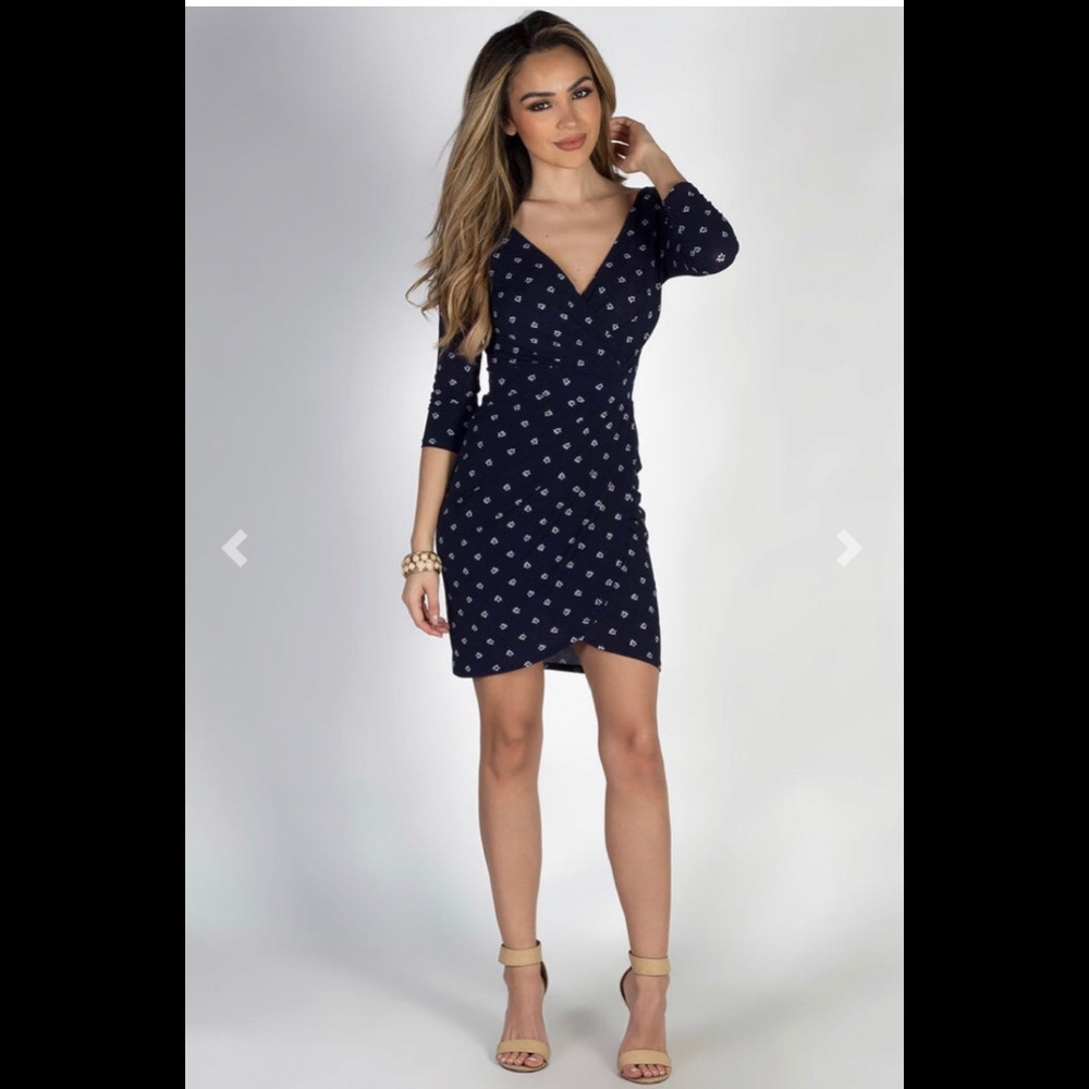 Blue and white floral print dress - super cute!